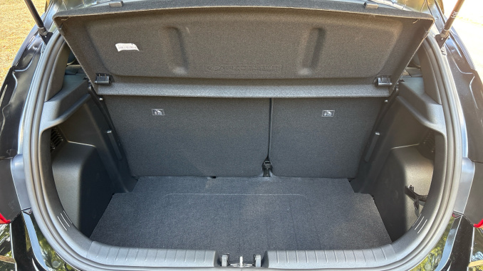 Hyundai i20 1.0T GDi 90 Black Line 5dr Petrol Hatchback - Image 44